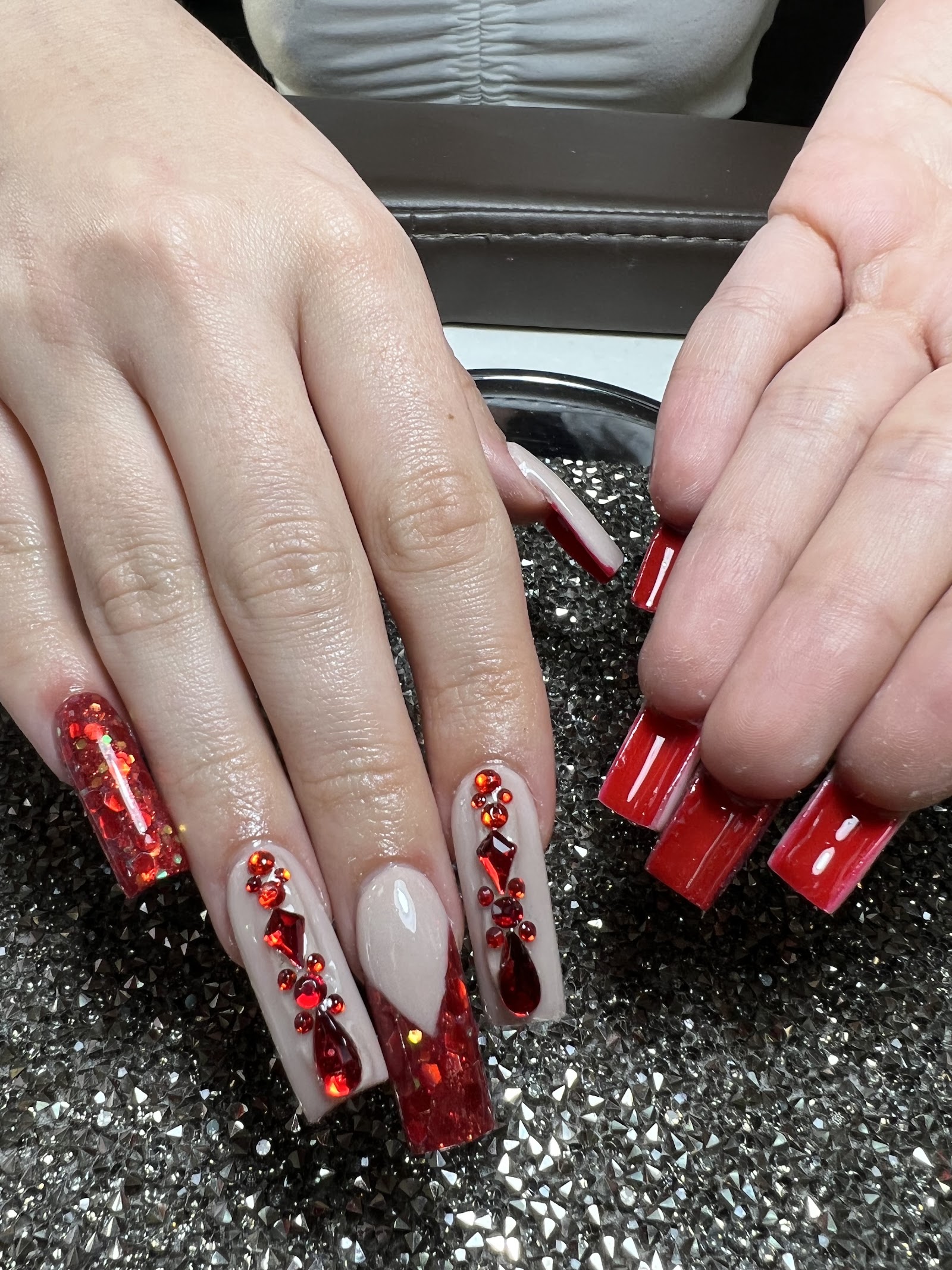 KC Nails logo